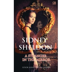Sosok Asing Dalam Cermin (A Stranger In A Mirror) - Cover Baru Sosok Asing Dalam Cermin (A Stranger In A Mirror) - Cover Baru