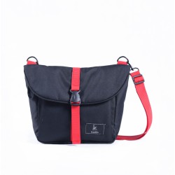 Kinpakku Orva Slingbag - Black Kinpakku Orva Slingbag - Black
