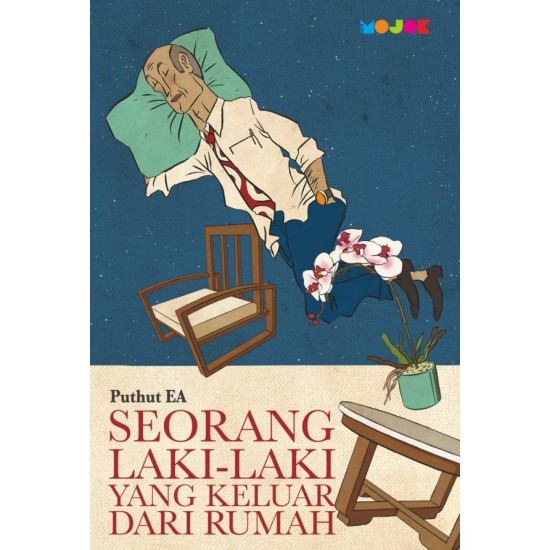 Seorang Laki-Laki Yang Keluar Dari Rumah